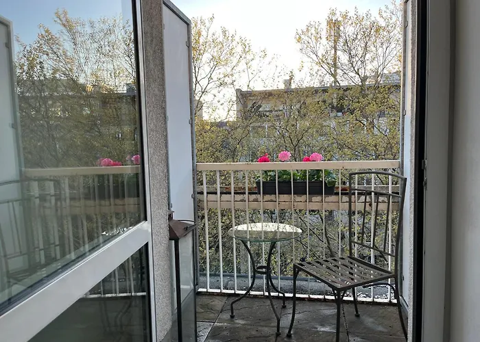 Holideis Cologne City Club-Apartment